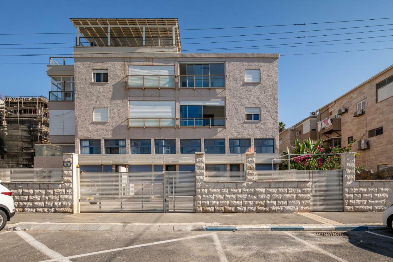 Port City Haifa - Bat Galim Oceanfront Luxury Exterior photo